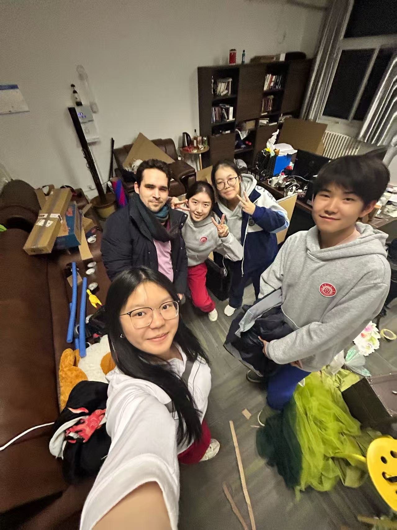 boat building crew